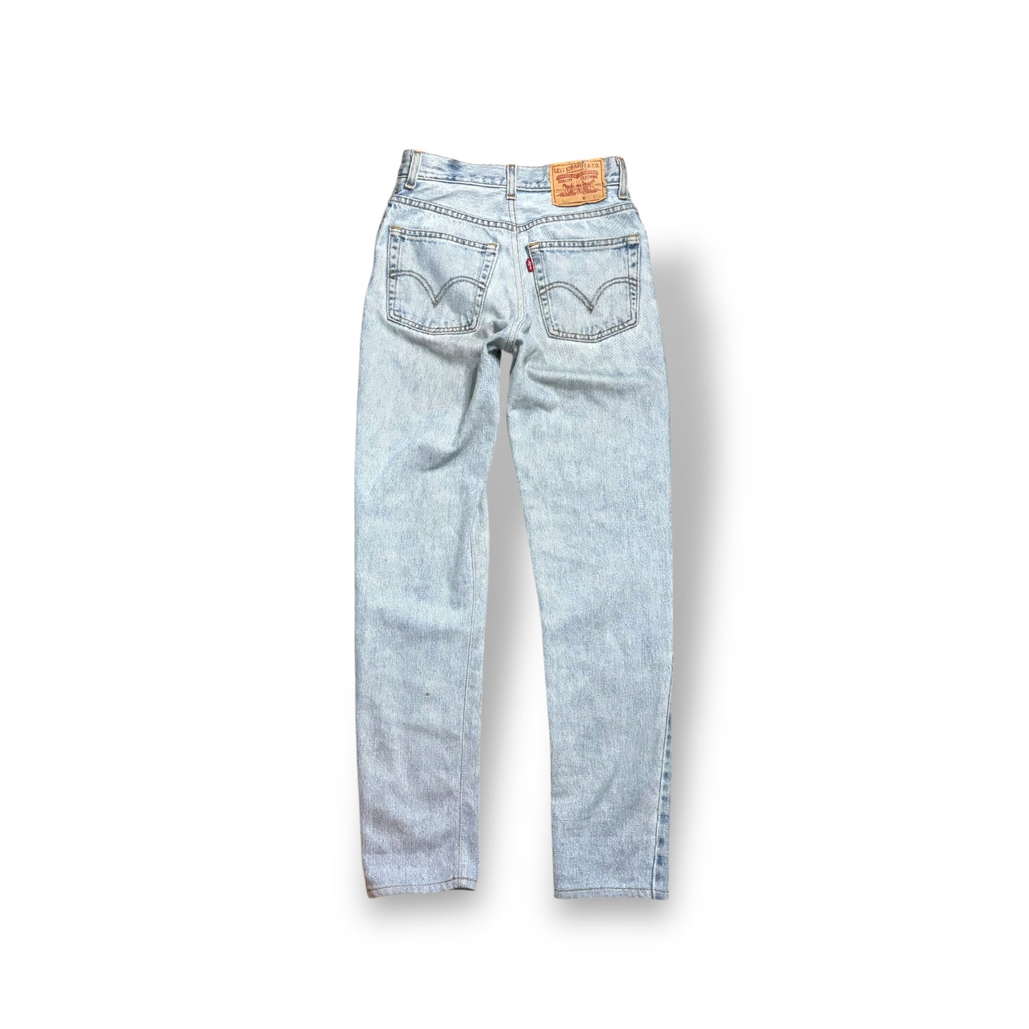 Vintage Levi’s jeans high waist straight leg W30 L32 (XS)
