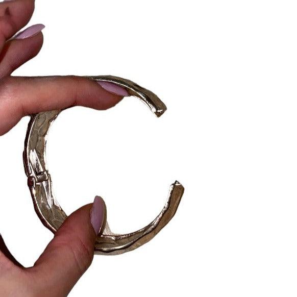 Vintage Bracelet Bangle Golden Metallic - Fashion Aftermath