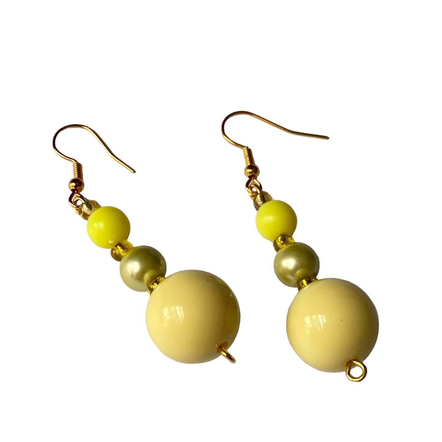 Vintage Earrings Spring Summer Yellow Breads Costume Jewelry